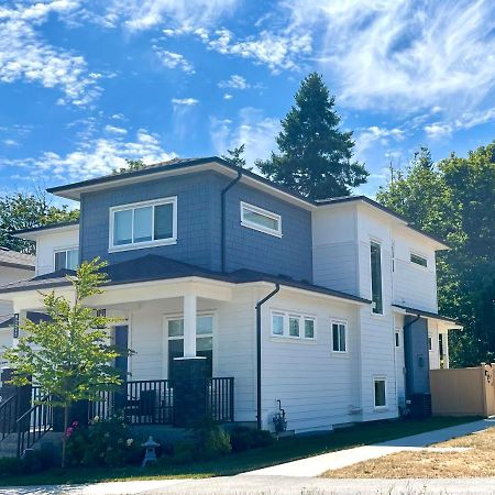 The Harmony Inn Spacious 2 Bdrms 2 Beds Basement Suite Surrey Exterior foto
