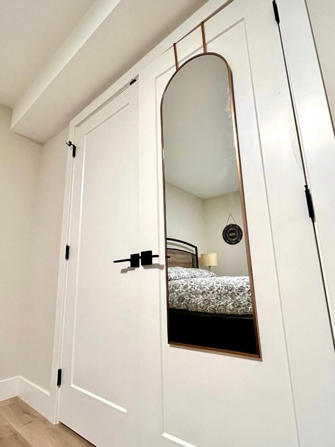 The Harmony Inn Spacious 2 Bdrms 2 Beds Basement Suite Surrey Exterior foto